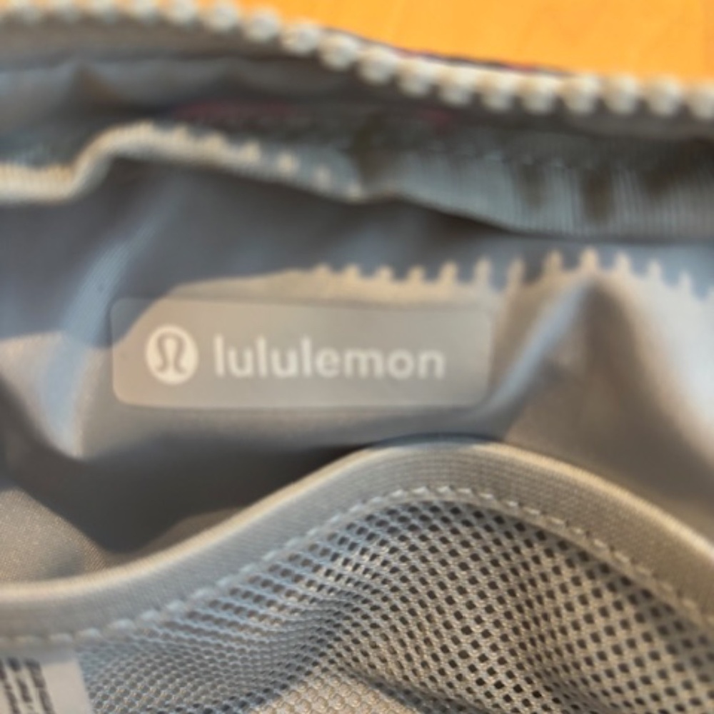 Lululemon belt bag - Picture 6 of 6